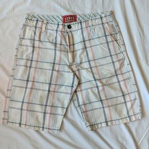 Levi's plaid white vintage shorts sz 34